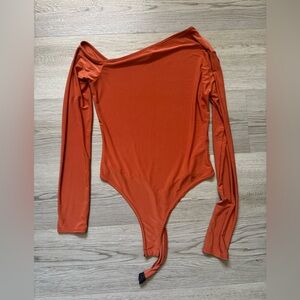 Hi there! Welcome to my closet:)